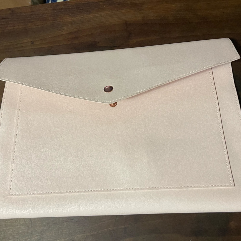 Blush work organizer
